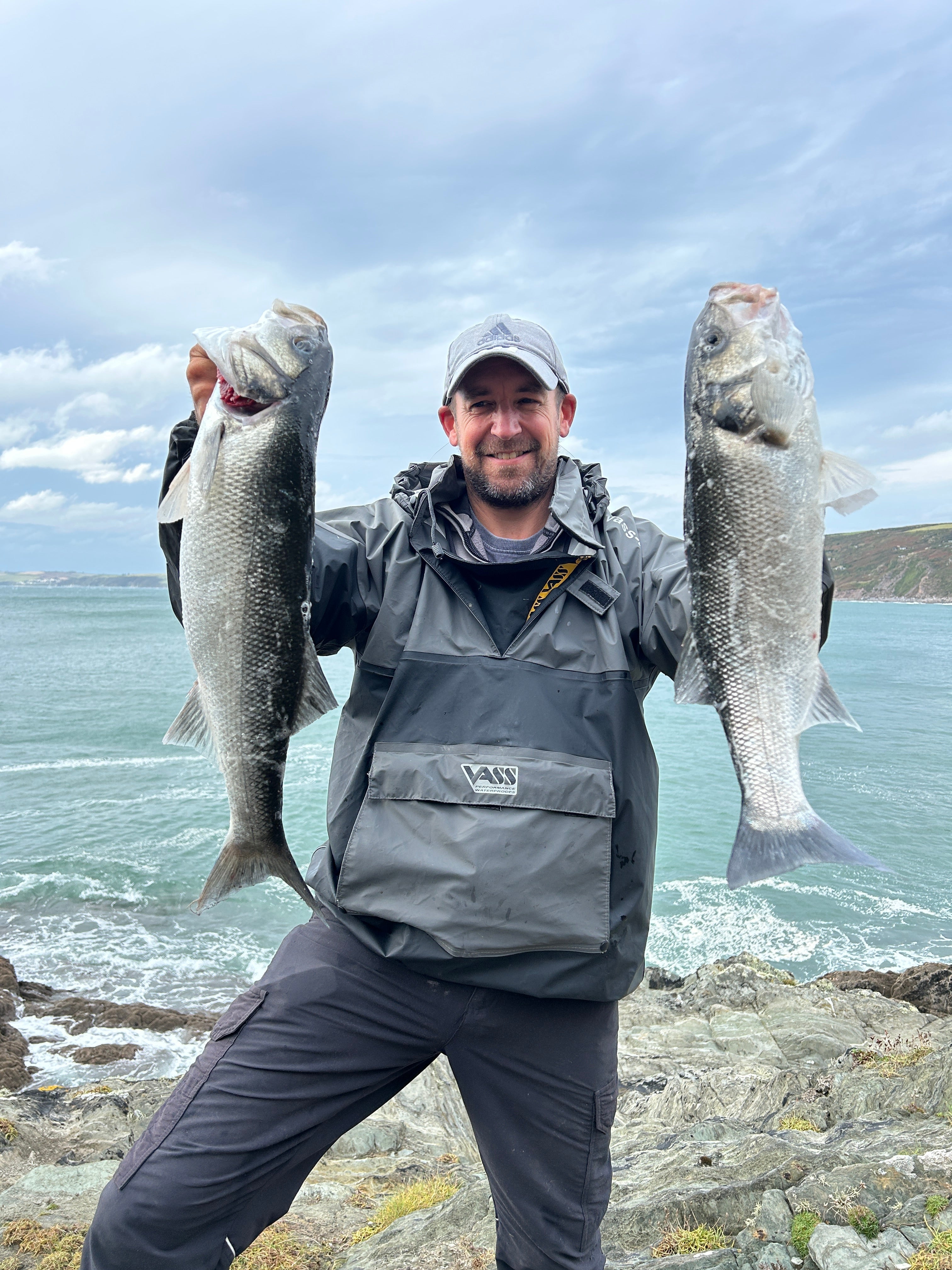 Why you should always fish with friends when you can | Bass Lures UK