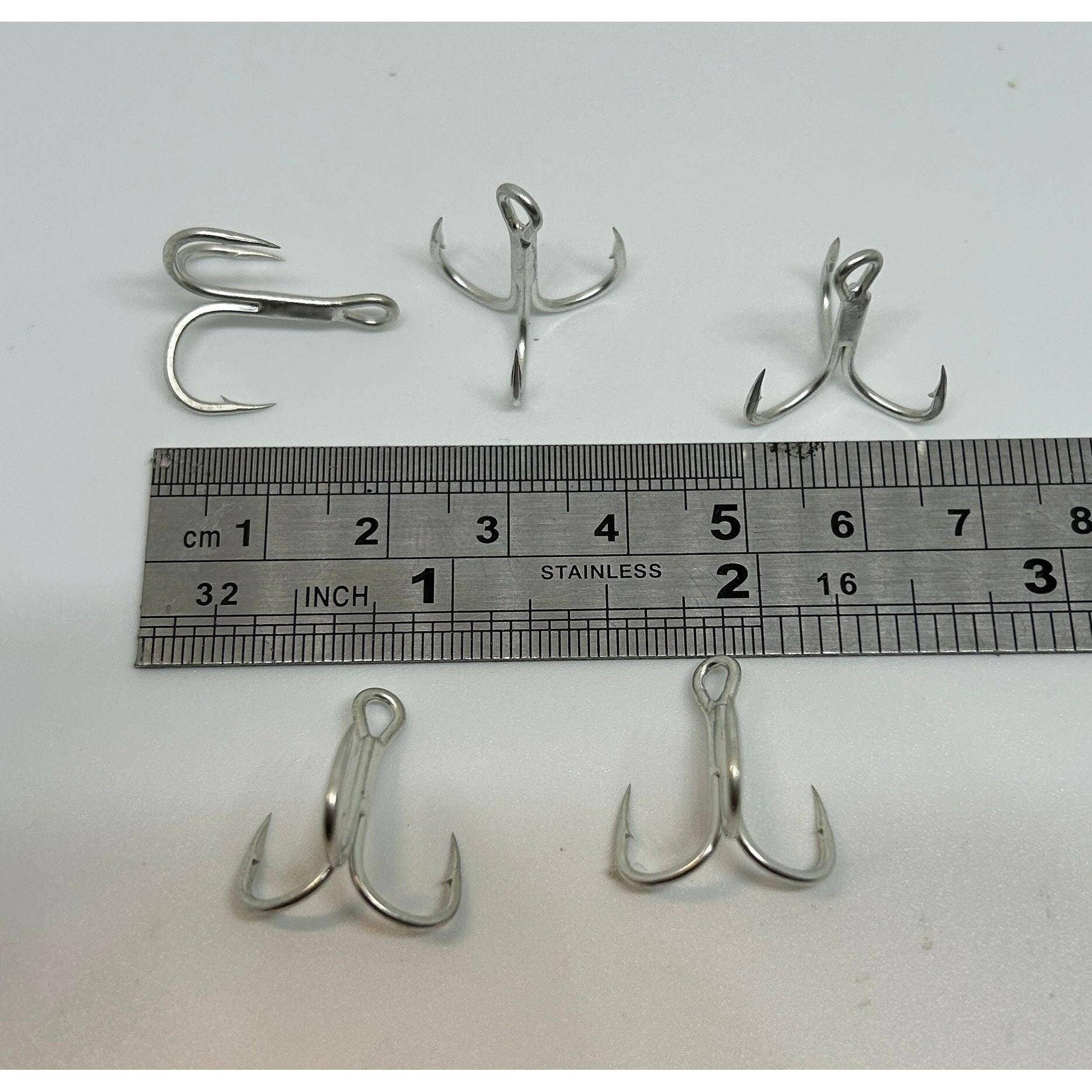 Replacement Treble Hooks for Bass Lures (Pack of 5) - Bass Lures UK