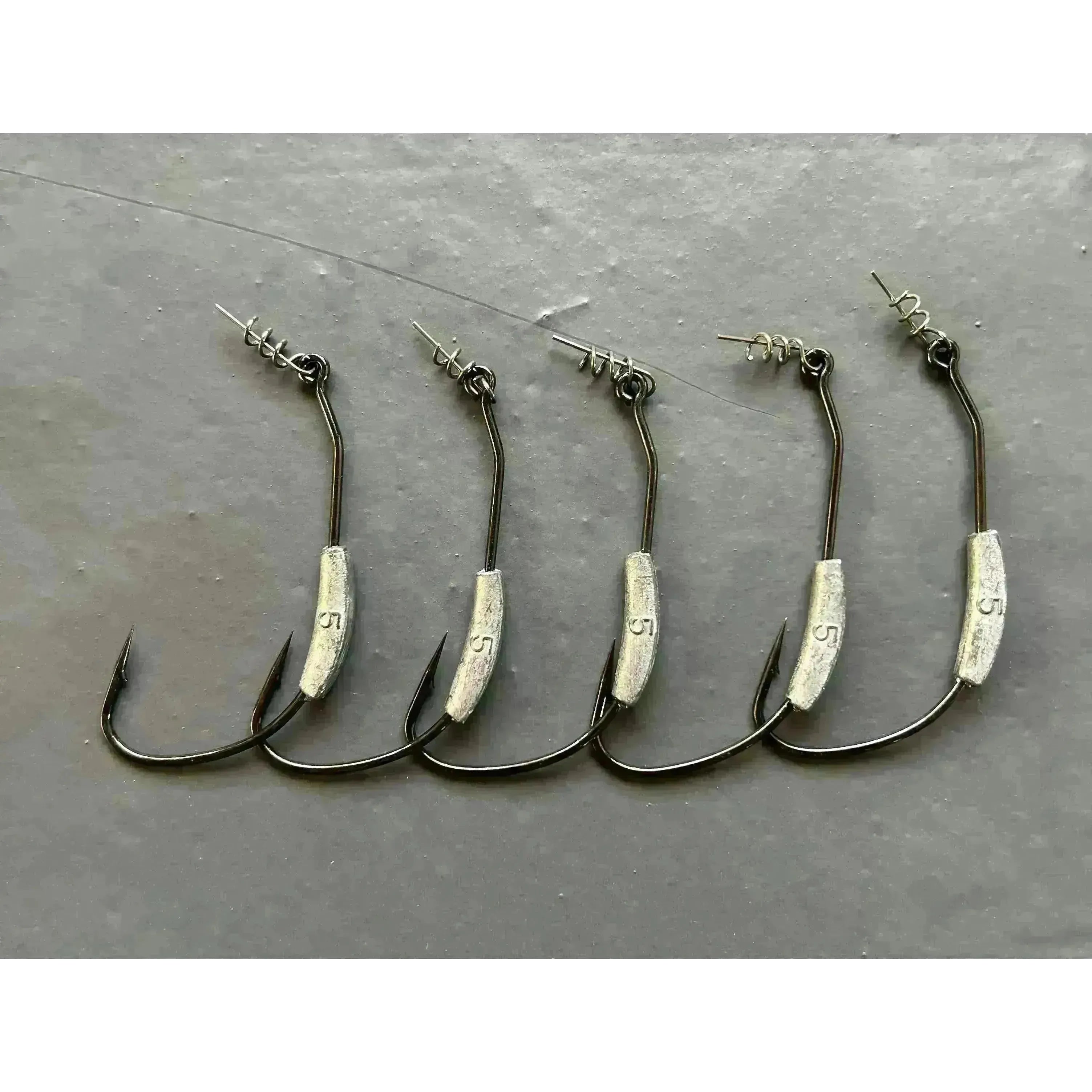 Twist Lock Weedless Bass Hooks - Bass Lures UK