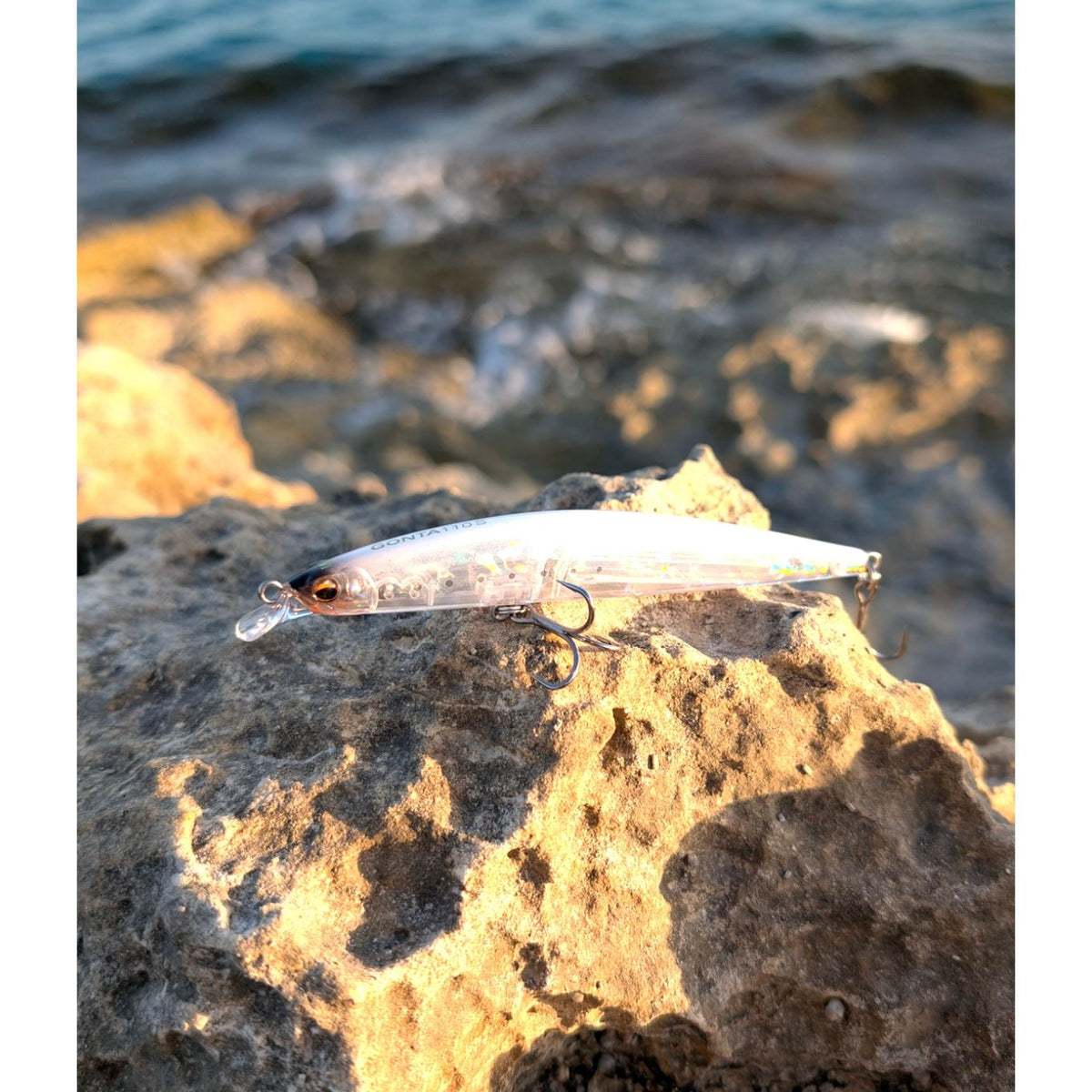 Medium Mustad Gonta Shallow Diving Minnow 110mm Floating & Sinking